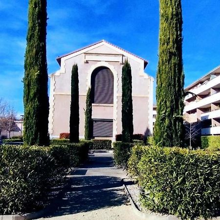 Mambrillo Parking Netflix Disney Prime Avignon Exterior foto